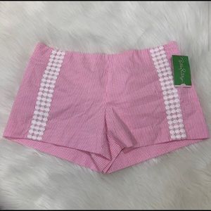 Pink Lilly Pulitzer shorts ❤️